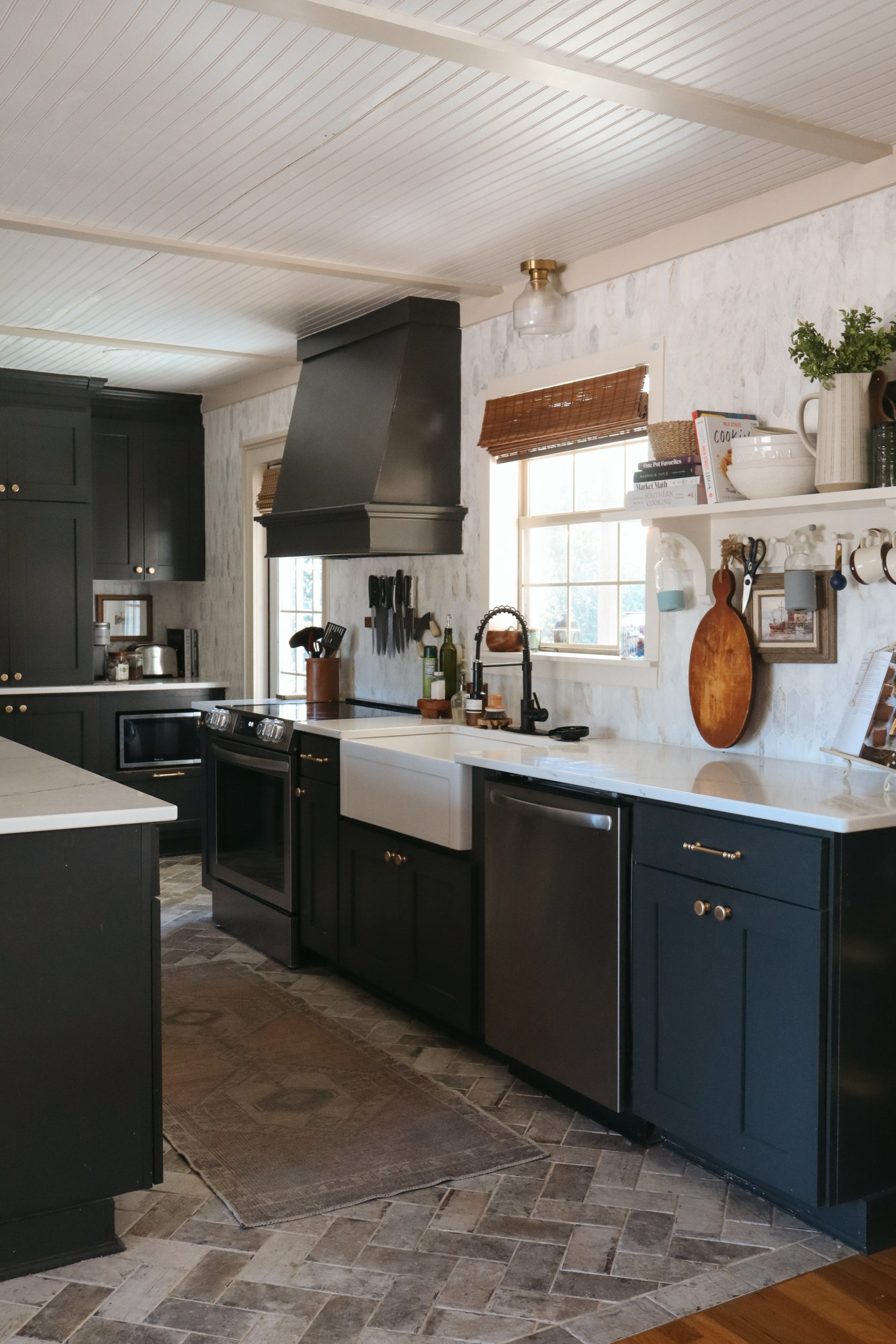 How to Choose Kitchen Cabinets for Your Style and Budget - Shoe Makes New